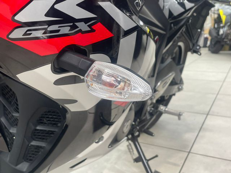 スズキ GSR１２５ ◇ 中古カバー ４点セット ◇ 初期型キャブレター仕様 ブラック/レッド ◇ Amazon | スバルキャリパーカバー WRXスバルSTI S4ブレーキキャリパー