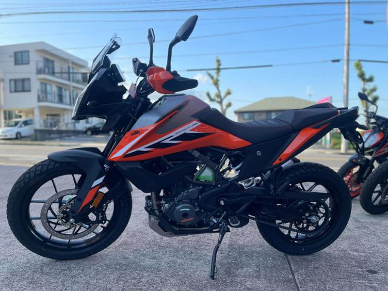 話し中（4月末まで売れなかったら処分）最終値下げktmrc250 maxresdefault.jpg
