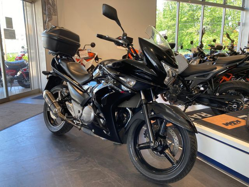 スズキ GSR250F (1206733) | 中古バイク・新車の事ならバイクの窓口