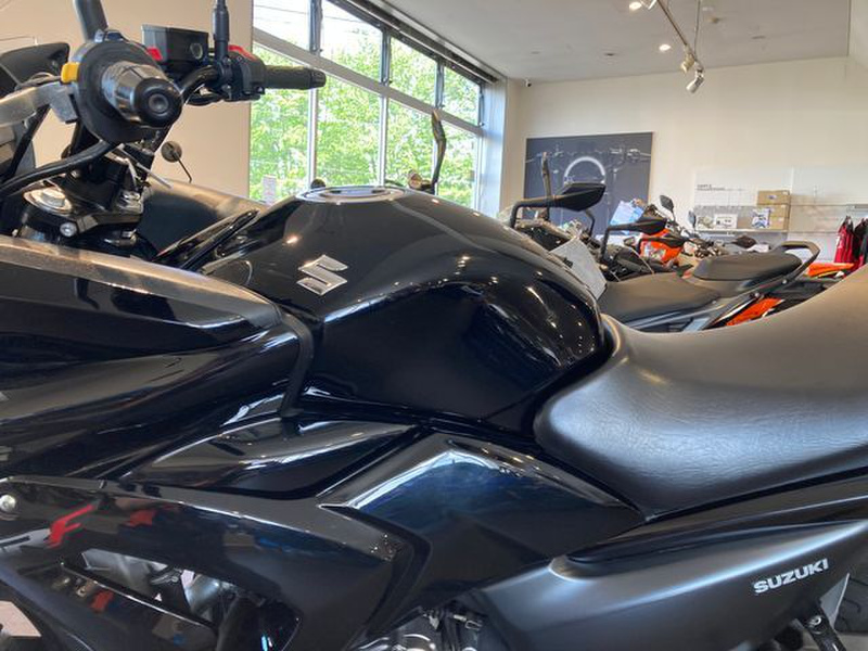 スズキ GSR250F (1206733) | 中古バイク・新車の事ならバイクの窓口