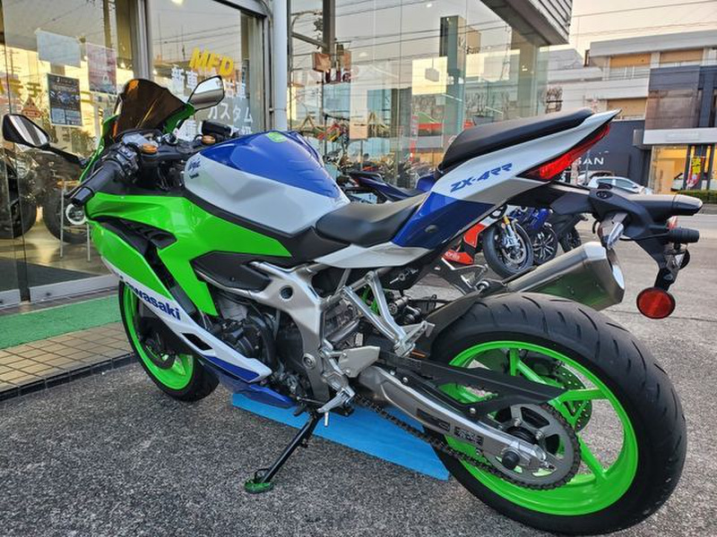 FRK401 中古品 カワサキ Ninja ZX－4RR KRT EDITION (1208781