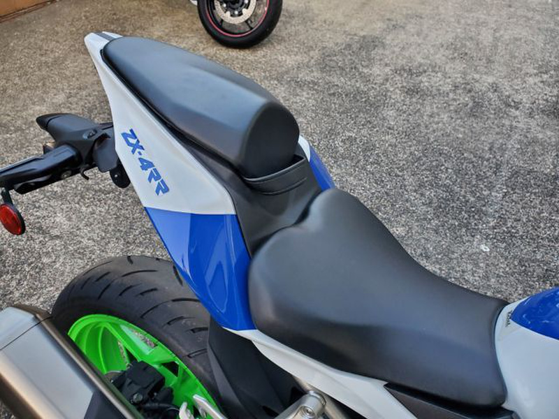 【中古】 料理ノ御稽古 カワサキ Ninja ZX－6R スライダー フェンダレス バック