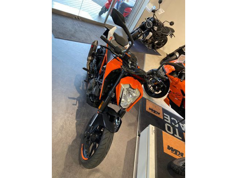 KTM KTM 250DUKE (1210834) | 中古バイク・新車の事なら KTM KTM 250DUKE (1210834) | 中古バイク・新車の事なら