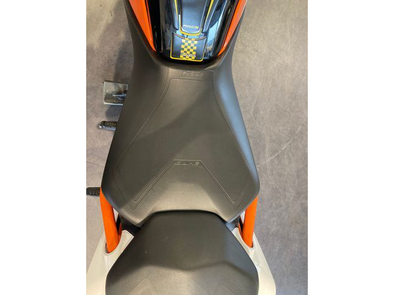 KTM KTM 250DUKE (1210834) | 中古バイク・新車の事なら