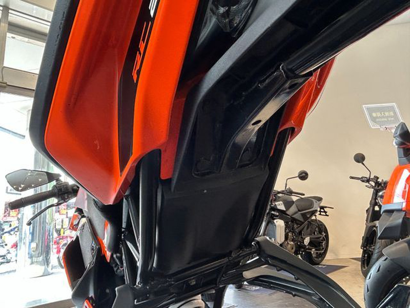 KTM RC250 実働中古美車　ETC付　走行距離少なめ　バッテリーフル充電済み　オイル交換済み　ナンバー登録書類有り KTM KTM RC250 (1210854) | 中古バイク・新車の事なら