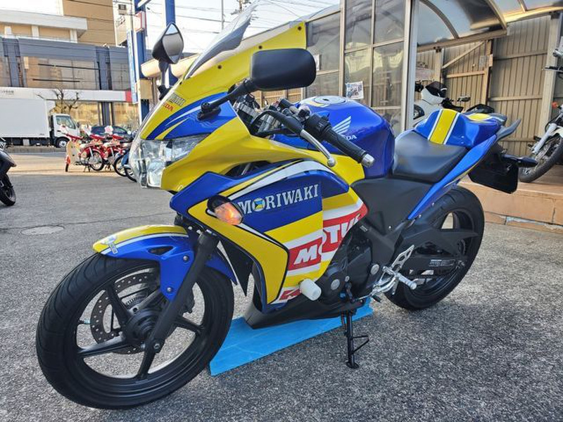 ホンダ CBR250R (1213354) | 中古バイク・新車の事ならバイクの窓口