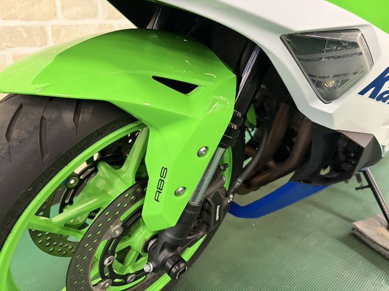 カワサキ Ninja ZX－4RR KRT EDITION (1215213