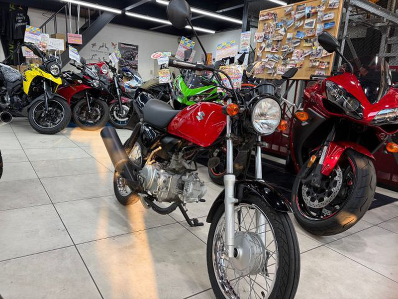 SUZUKI GS50 バイクタンク 赤 スカルデザイン スズキ GS50 (1220685) | 中古バイク・新車の事ならバイクの窓口