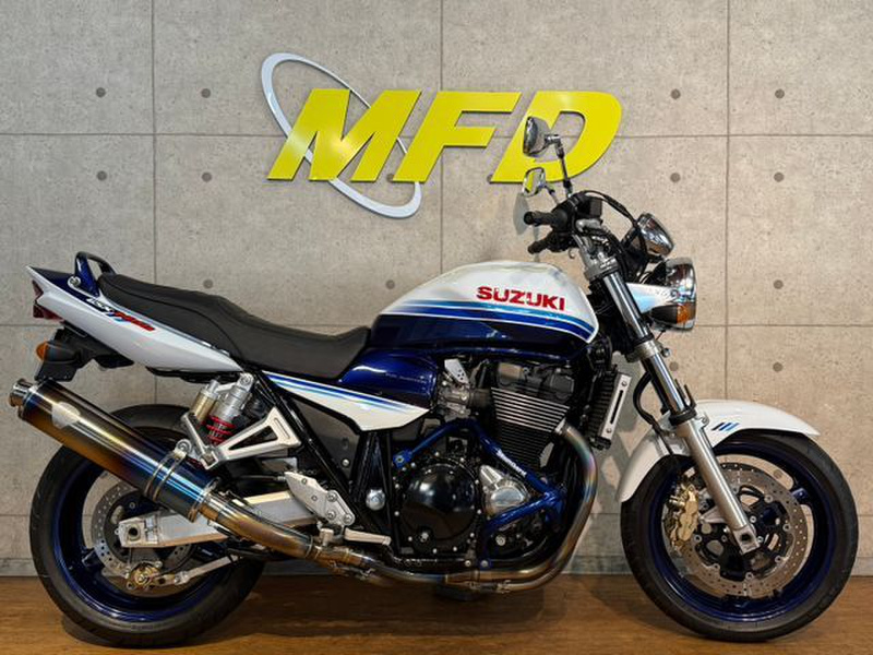 スズキ GSX1400 (1226737) | 中古バイク・新車の事ならバイクの窓口