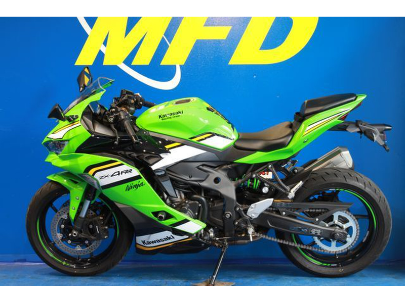 【即購入可】TRAINING TETRA 美品 カワサキ Ninja ZX－4RR KRT EDITION (1228821