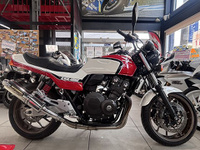 CB400SF