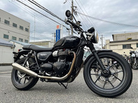 トライアンフ　ストリートツイン