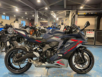 Ｎｉｎｊａ　ＺＸ－２５Ｒ