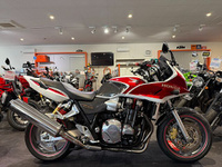 CB1300SF スーパーボルドール