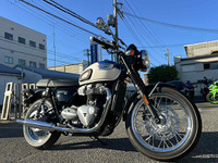 トライアンフ　ボンネビルＴ１００