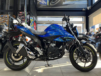 ジクサー１５０