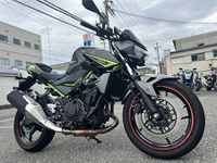 Ｚ４００