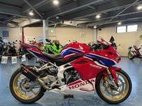 CBR250RR