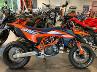 ＫＴＭ６９０ＳＭＣ　Ｒ