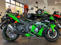 Ｎｉｎｊａ　ＺＸ－１０Ｒ