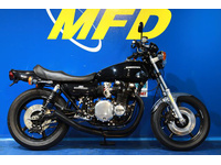 ９００スーパーＦＯＵＲ（Ｚ１）