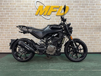 スヴァルトピレン　Ｓｖａｒｔｐｉｌｅｎ２５０スバルトピレン