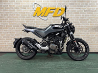 スヴァルトピレンＳＶＡＲＴＰＩＬＥＮ４０１スバルトピレン