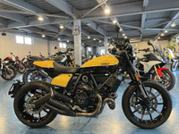 ドゥカティスクランブラーフルスロットル