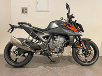 ＫＴＭ　９９０スーパーＤＵＫＥ