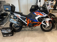 ＫＴＭ　１２９０ＳＵＰＥＲ　ＡＤＶＥＮＴＵＲＥ　Ｒ