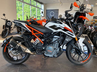 ＫＴＭ　２５０ＤＵＫＥ