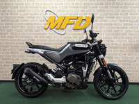 ハスクバーナ　Ｓｖａｒｔｐｉｌｅｎ２５０