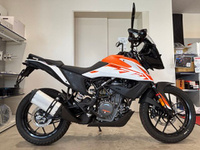 ＫＴＭ　２５０ＡＤＶＥＮＴＵＲＥ