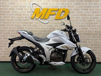 ジクサー２５０