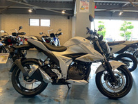 ジクサー２５０