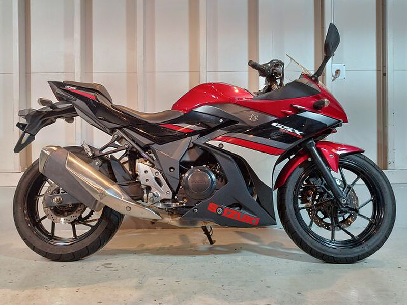 スズキ ＧＳＸ２５０Ｒ (1009580) | 中古バイク・新車の事ならバイクの窓口