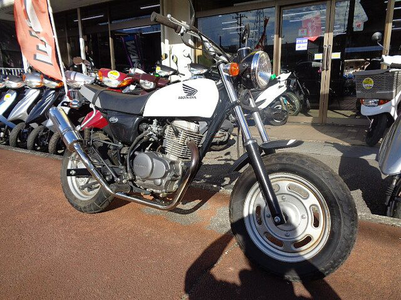 Ape100 キャブ車用タンク ホワイト 内サビ無　傷あり ホンダエイプ50 100 AC16 HC07 ガソリンタンク ホワイト 白