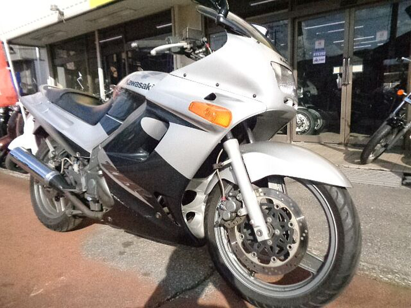 カワサキ ＺＺＲ２５０ (1046611) | 中古バイク・新車の事ならバイクの窓口