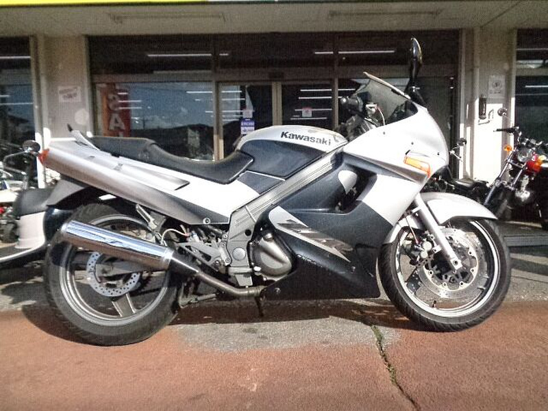 カワサキ ＺＺＲ２５０ (1046611) | 中古バイク・新車の事ならバイクの窓口