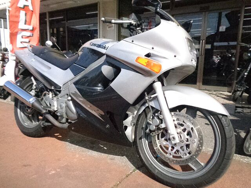 カワサキ ＺＺＲ２５０ (1047044) | 中古バイク・新車の事ならバイクの窓口