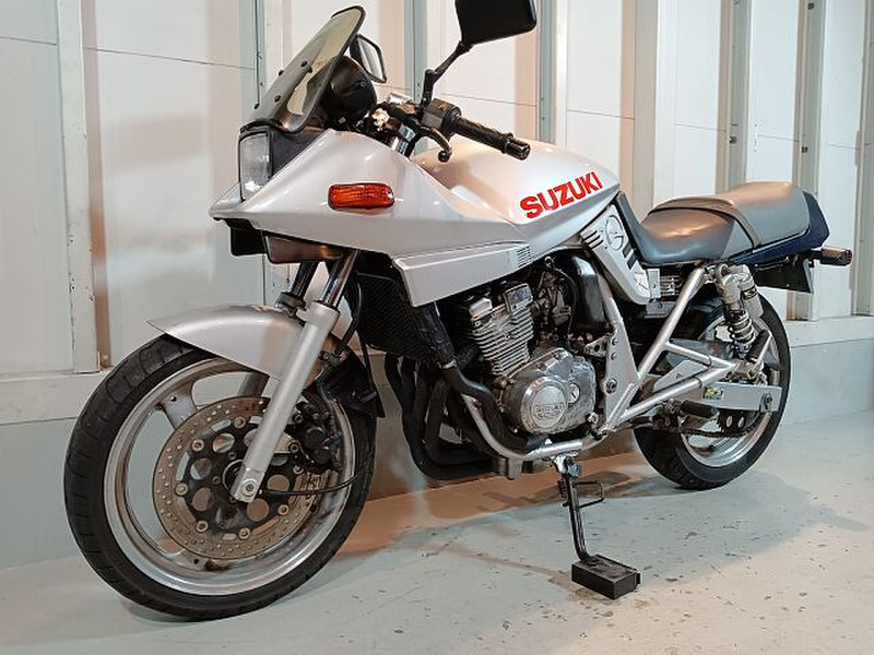 スズキ ＧＳＸ２５０Ｓ カタナ (1061918) | 中古バイク・新車の事ならバイクの窓口