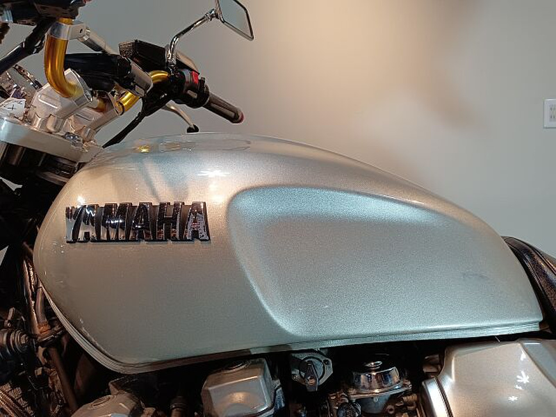 1ヤマハ XJR1200 4KG 純正 タンク フューエルタンク ガソリンタンク