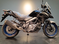 Ｖ－Ｓｔｒｏｍ　６５０ＸＴ　ＡＢＳ