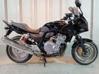 CB400スーパーボルドール