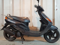 グランドアクシス１００