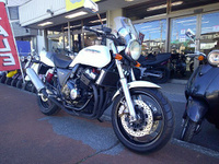 ＣＢ４００ＳＦ