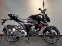 ジクサー１５０