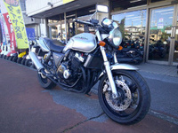 ＣＢ４００ＳＦ