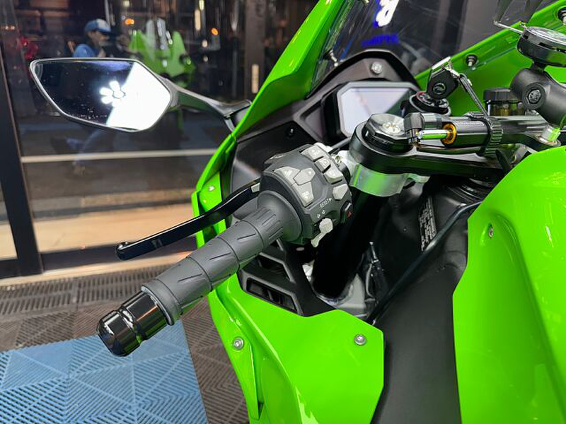 rara AR CHR240枚 カワサキ ZX-9R 1999年式 ZX900Cの諸元・スペック情報 | ウェビック