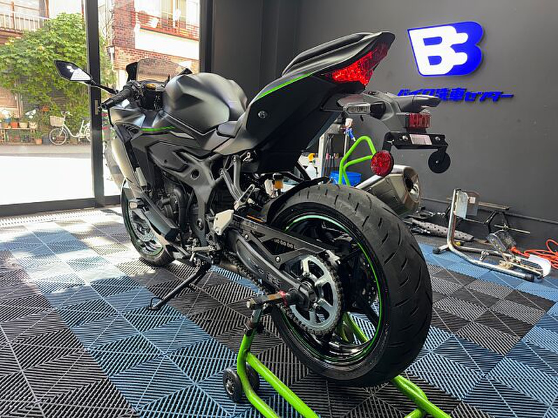 非売品！！　自衛隊 2024 Ninja ZX-4R SE モーターサイクル |株式会社カワサキ
